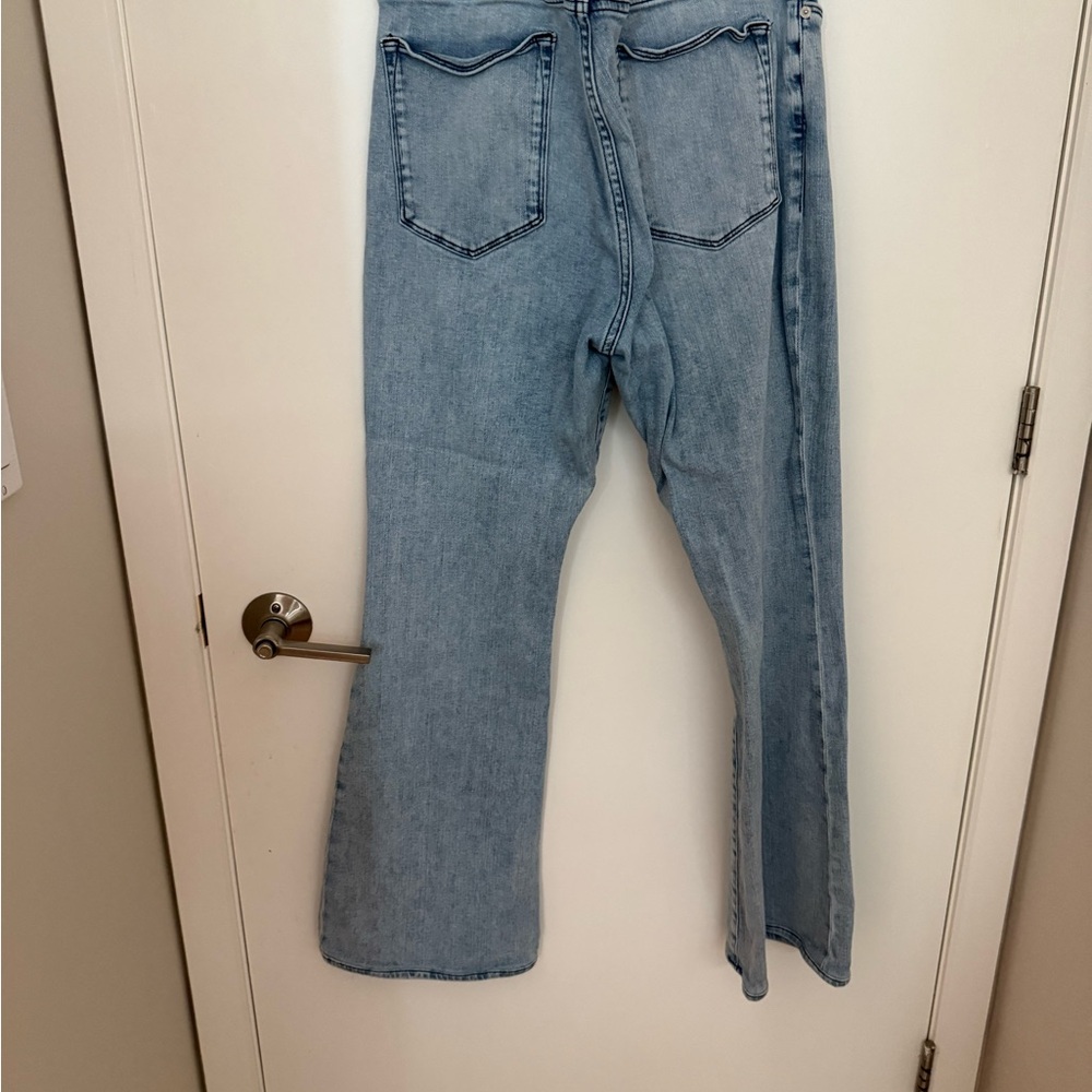 Frame Flare Jeans - Picture 3 of 3